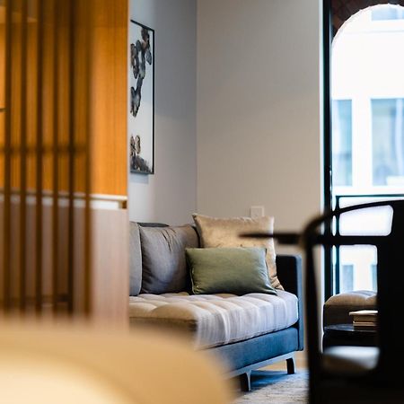 Skye Suites Sydney Phòng bức ảnh A room at the hotel