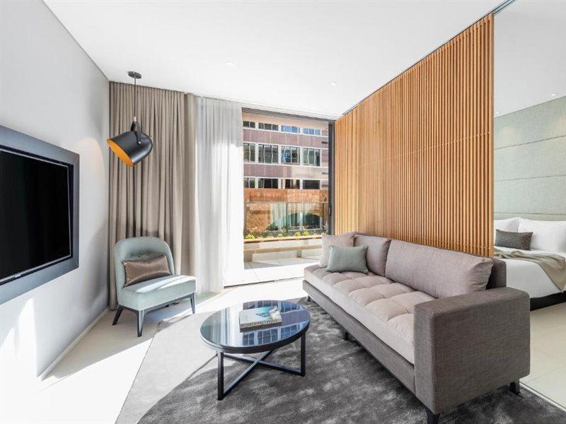Skye Suites Sydney Ngoại thất bức ảnh A suite at the hotel